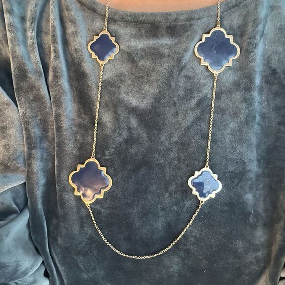 Van Cleef Style Fashion Necklace - Picture 4 of 4